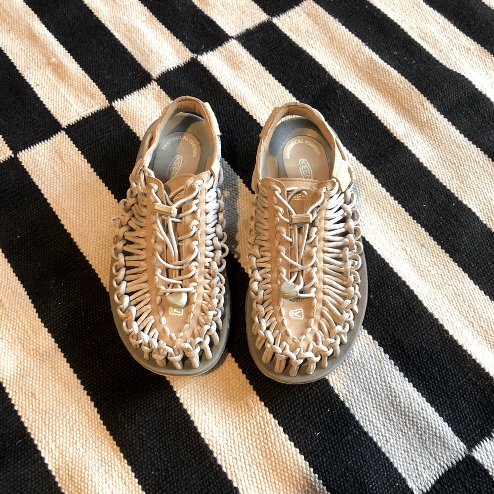KEEN Uneek Sandals